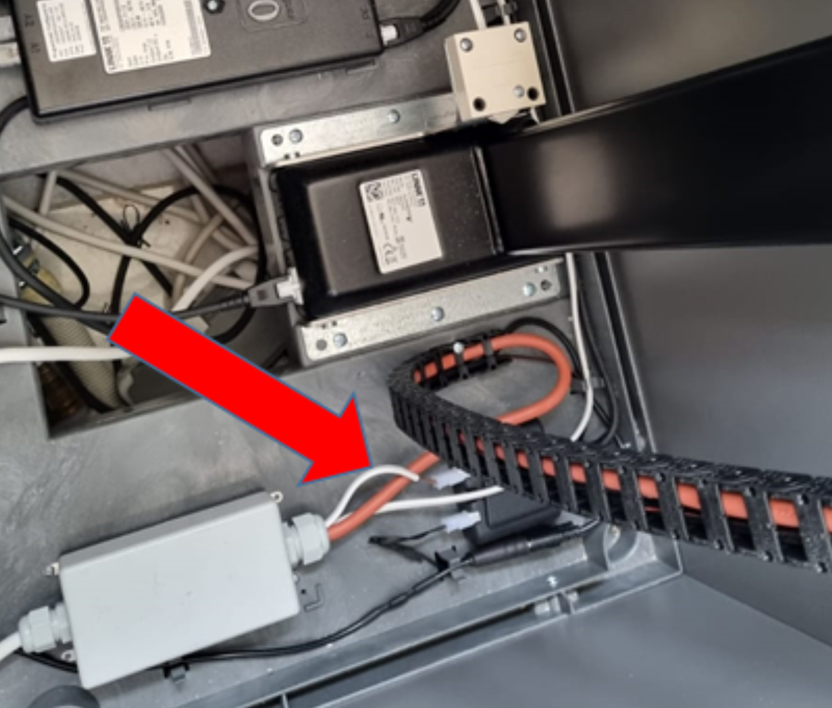 Qanto Stecker DC Box.png